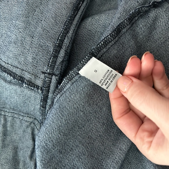 Gently worn denim jacket - Picture 3 of 3